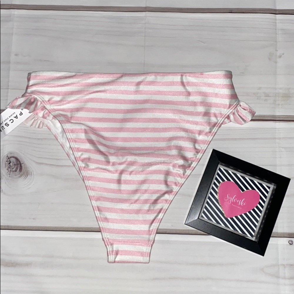 🌊LA Hearts Ruffle Trim High Cut Bikini Bottom - Picture 4 of 4